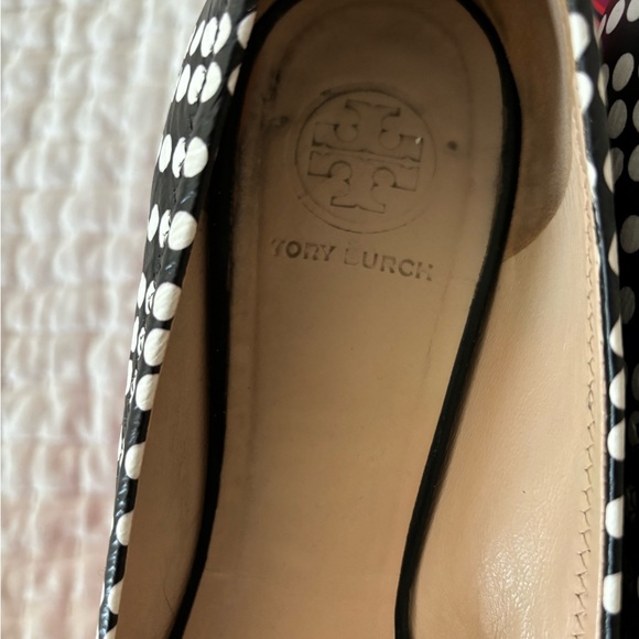 Tory Burch Small Marple Dot Reva Ballet Flat: Black & Ivory - Picture 4 of 16